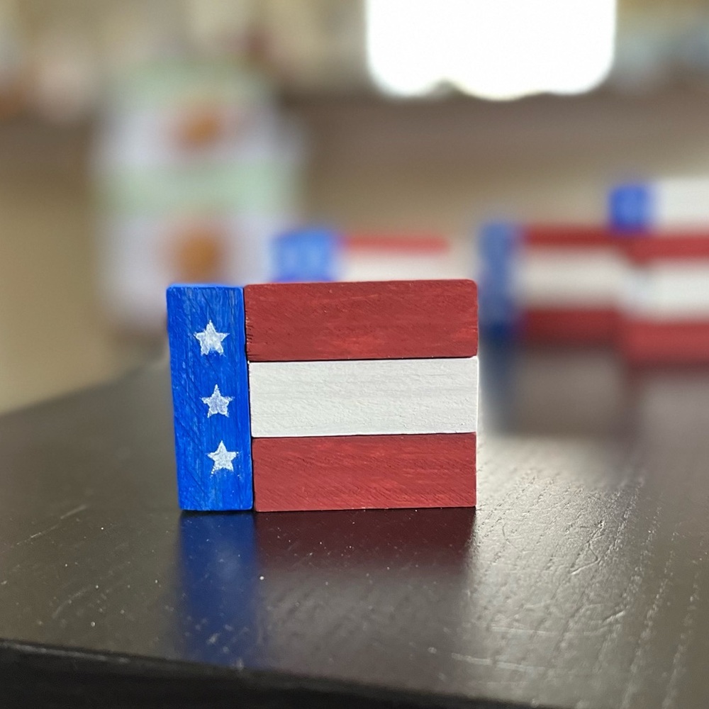 Flag Tiered Tray Decor